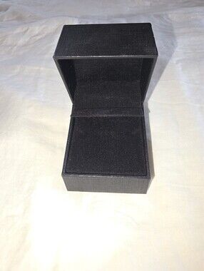 EMPTY Kay Jewelers Earring Box